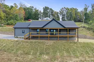 110 Shangrila Trl, Spruce Pine, NC 28777 - Photo 1