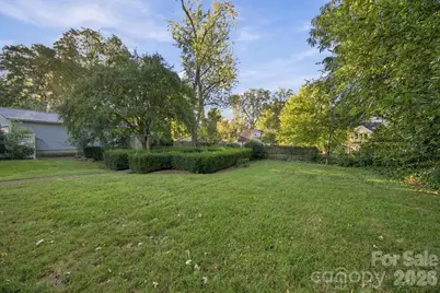 301 8th Street, Newton, NC 28658 - Photo 23