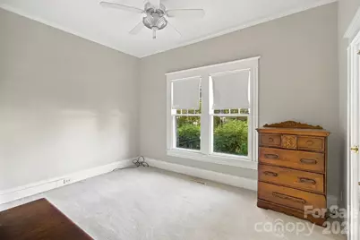 301 8th Street, Newton, NC 28658 - Photo 13