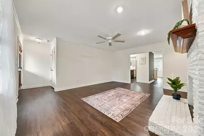 414 4th Avenue NE, Hickory, NC 28601 - Photo 7