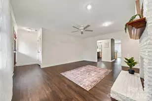 414 4th Ave NE, Hickory, NC 28601 - Photo 7