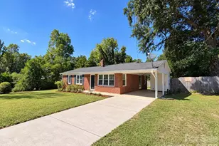 304 Sumter St, Kershaw, SC 29067 - Photo 1