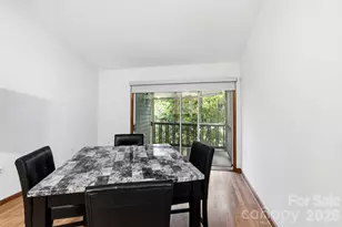 725 N Park Pl, Hendersonville, NC 28791 - Photo 19