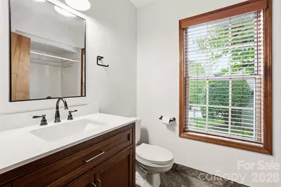 725 N Park Place, Hendersonville, NC 28791 - Photo 33