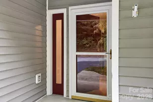 725 N Park Pl, Hendersonville, NC 28791 - Photo 5