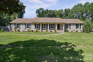 7301 Pine Lake Ln, Mint Hill, NC 28227 - Photo 1