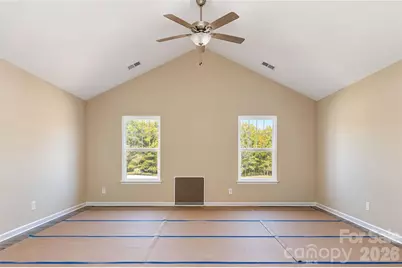 8912 Sawyer Run Court, Charlotte, NC 28215 - Photo 9