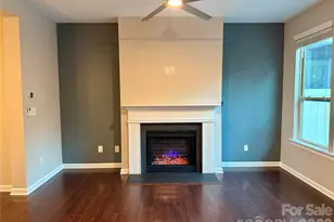 9441 Glenburn Ln, Charlotte, NC 28278 - Photo 3
