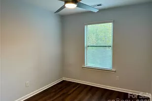 9441 Glenburn Ln, Charlotte, NC 28278 - Photo 37