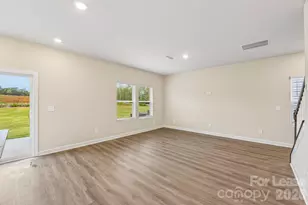 1547 31st St NE, Conover, NC 28613 - Photo 7