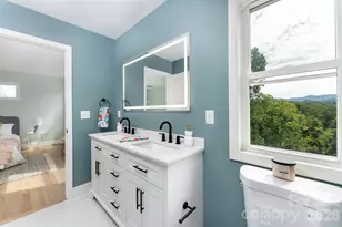12 Crestfield Ave, Asheville, NC 28804 - Photo 17