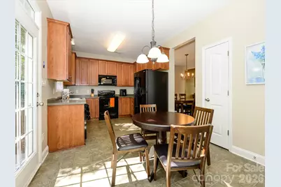 9833 Coatbridge Drive, Charlotte, NC 28269 - Photo 15