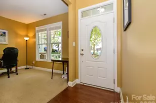 9833 Coatbridge Dr, Charlotte, NC 28269 - Photo 3