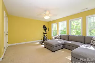 9833 Coatbridge Dr, Charlotte, NC 28269 - Photo 21