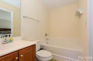 9833 Coatbridge Dr, Charlotte, NC 28269 - Photo 27