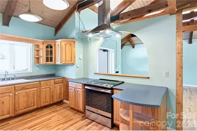 130 Center Avenue, Black Mountain, NC 28711 - Photo 11