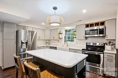 9108 New Towne Drive, Matthews, NC 28105 - Photo 11