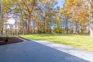 7589 Monbo Rd, Catawba, NC 28609 - Photo 5