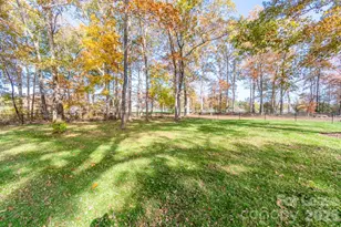 7589 Monbo Rd, Catawba, NC 28609 - Photo 3