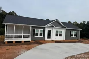 1721 Middleton Dr, Morganton, NC 28655 - Photo 1