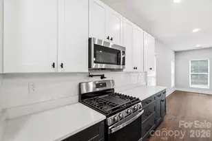 3217 Credenza Rd, Charlotte, NC 28208 - Photo 11