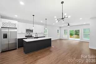 3217 Credenza Rd, Charlotte, NC 28208 - Photo 5