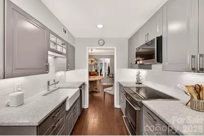 5807 Sharon Road #F, Charlotte, NC 28210 - Photo 7