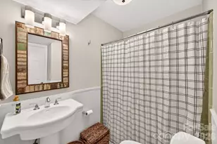 5807 Sharon Rd, Charlotte, NC 28210 - Photo 31