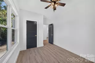 1011 Fassifern Ct, Hendersonville, NC 28791 - Photo 23