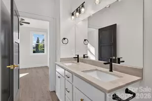 1011 Fassifern Ct, Hendersonville, NC 28791 - Photo 15