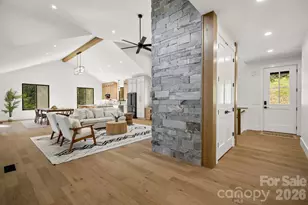 21 Poplar Run Cir, Asheville, NC 28804 - Photo 5