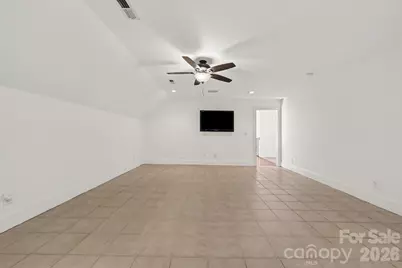 154 Heathrow Lane, Statesville, NC 28677 - Photo 17