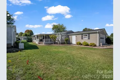 528 Riverwind Drive, Hendersonville, NC 28739 - Photo 3