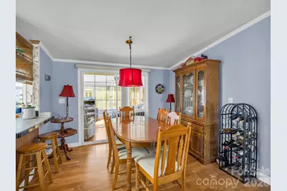 528 Riverwind Drive, Hendersonville, NC 28739 - Photo 15