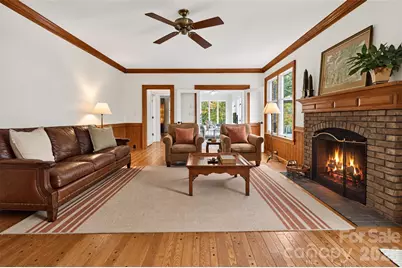 2715 Brevard Road, Hendersonville, NC 28791 - Photo 11