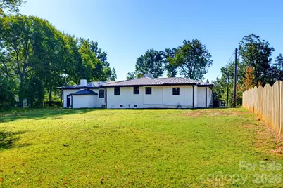 1325 Armstrong Road, Belmont, NC 28012 - Photo 7