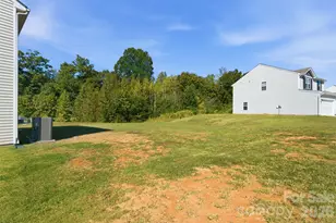 5335 Upton Pl, Charlotte, NC 28215 - Photo 19