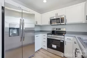 10584 English Setter Way, Charlotte, NC 28269 - Photo 7