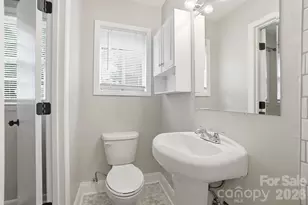 6308 Cove Creek Dr, Charlotte, NC 28215 - Photo 17