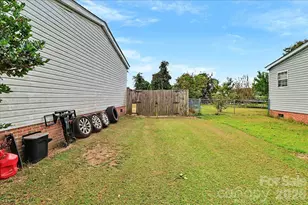 111 Magnolia Gardens Dr, Jacksonville, NC 28540 - Photo 27