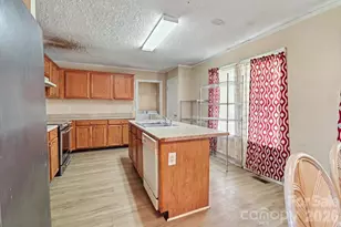 111 Magnolia Gardens Dr, Jacksonville, NC 28540 - Photo 11