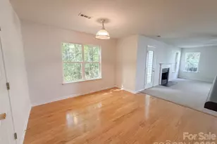 8902 Woodland Hills Rd, Charlotte, NC 28269 - Photo 7