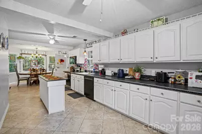 11210 Walking Horse Lane, Charlotte, NC 28215 - Photo 13