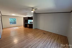 449 Randall Rd, Marion, NC 28752 - Photo 7