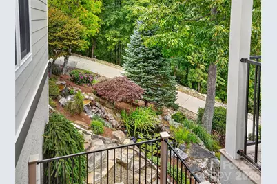 57 Mountainaire Court, Hendersonville, NC 28792 - Photo 25