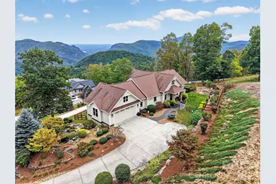 57 Mountainaire Court, Hendersonville, NC 28792 - Photo 1