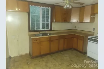 54 Anne Street, Canton, NC 28716 - Photo 23