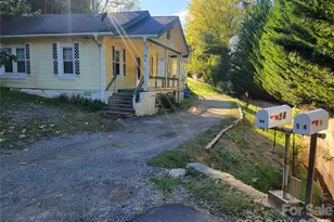 54 Anne St, Canton, NC 28716 - Photo 1