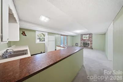 807 N Oakland Street, Dallas, NC 28034 - Photo 29