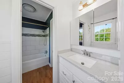 807 N Oakland Street, Dallas, NC 28034 - Photo 17